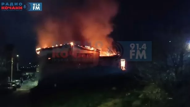 英勇的25岁足球运动员在试图拯救派对上的客人时死亡,至少造成59人死亡