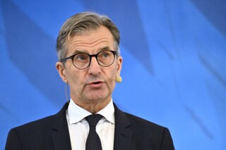 瑞典将基准利率下调0.5个百分点至2.75%，这是十多年来最大的一次降息