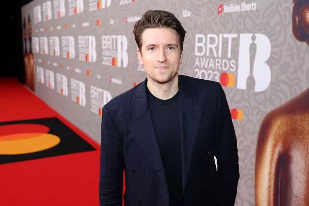 格雷格·詹姆斯(Greg James)辞职引发担忧,但他很快澄清了事实