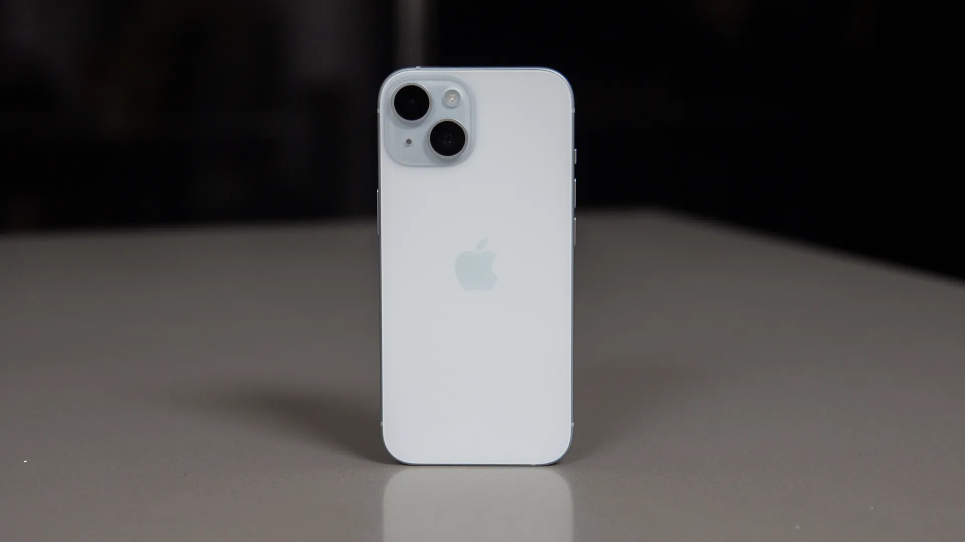 传闻中的iPhone SE 4摄像头升级：Android用户的游戏规则改变者？